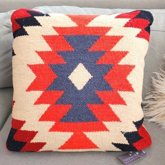 NWT Rizzy home southwestern Aztec wool pillow 18x18 - Picture 1 of 5